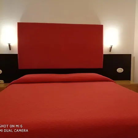 Barabba Hotel *